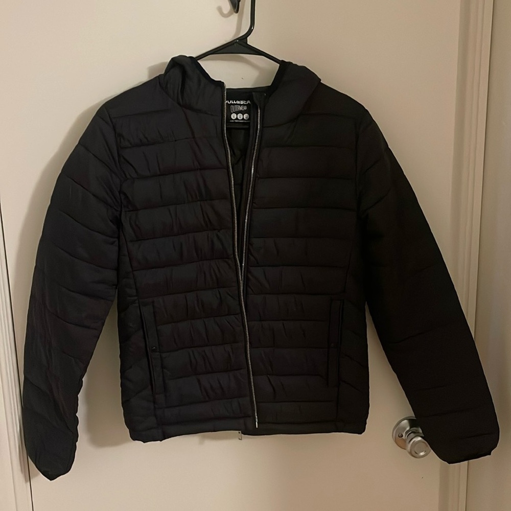 Pull & Bear Black Puffer Jacket with Hood Size Small